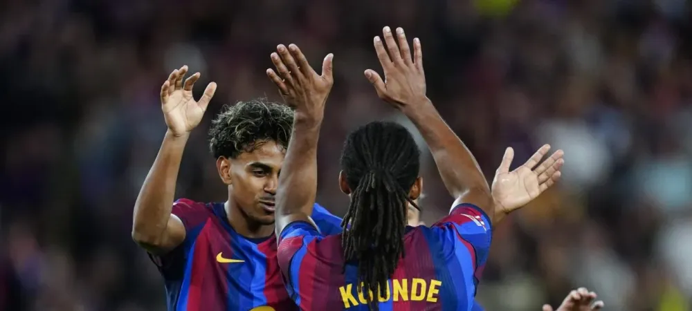 Liga : le FC Barcelone poursuit son sans-faute, le Real Madrid s’accroche